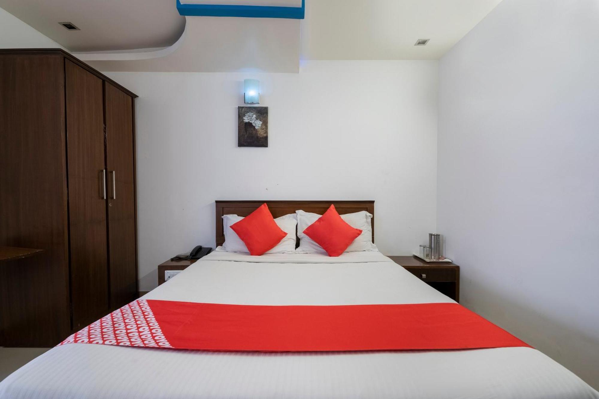 71863 The Red Velvet Opposite Novel Office Marathahalli Bridge. Bangalore Exterior foto